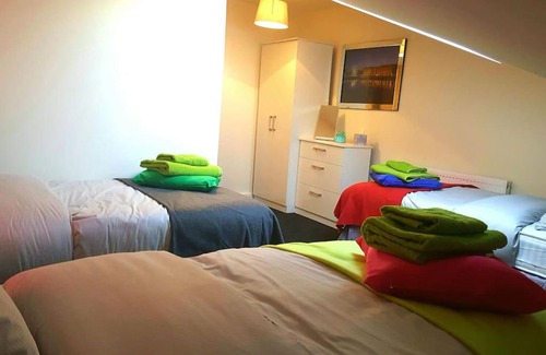 Liverpool Apartamento | Large 6 bedroom duplex - perfect for large family