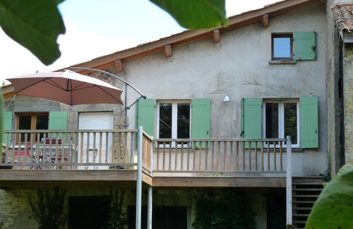 Barie Cabaña | Large 70 m2 studio with mezzanine. 38 m2 terrace with views over the countryside.