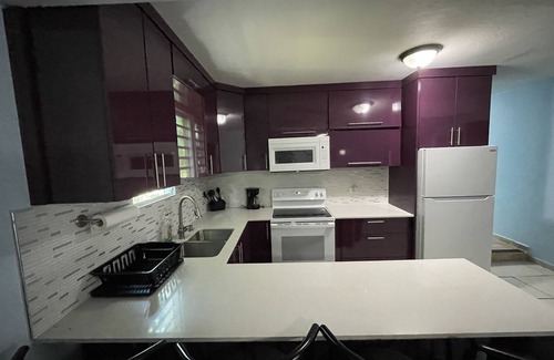 Palmas Casa | LARGE 8BR Sleeps 38 People with over 3000 SQ FT