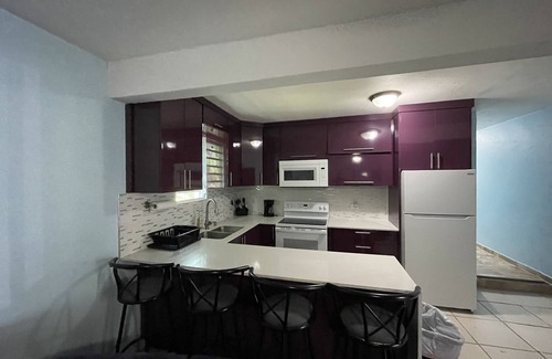 Palmas Casa | LARGE 8BR Sleeps 38 People with over 3000 SQ FT