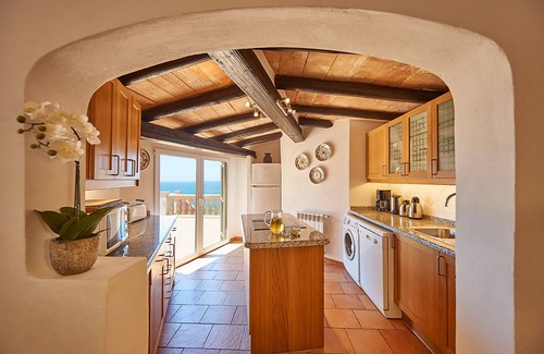 Port d'Andraitx Casa | Amplio apartamento en Mallorca con piscina privada y vistas al mar.