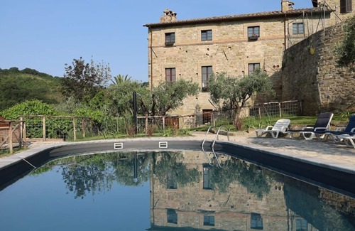 Castel d'Arno Apartamento | Gran y hermoso piso con vistas en casa de campo con piscina capacidad para 12 personas