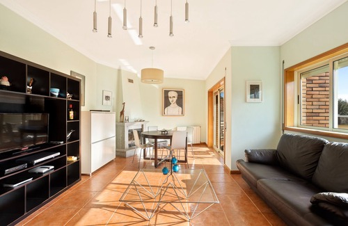 Madalena Apartamento | Large and Bright Apartment cerca de la playa