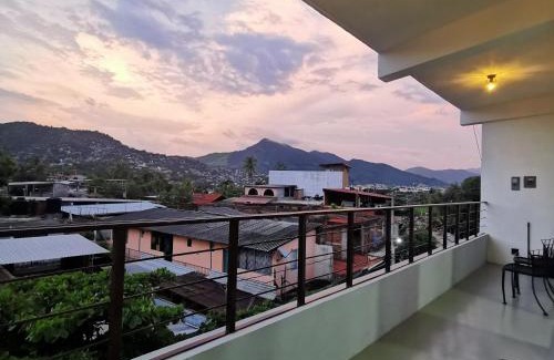 Lázaro Cárdenas Apartamento | Large and comfy apartment, near DT and Principal Beach!
