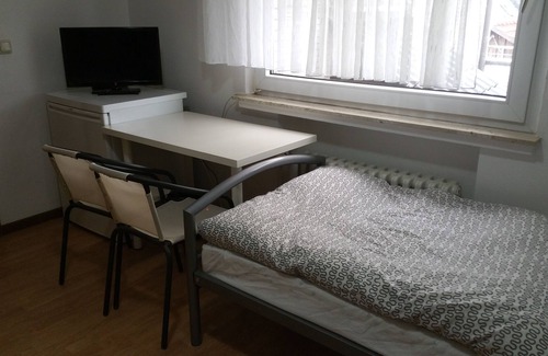 Worringen Casa | Grande y acogedor apartamento para 14 personas
