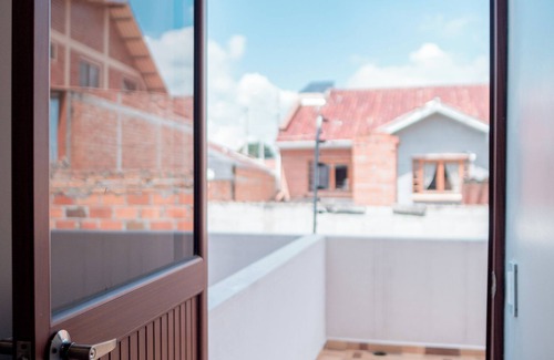 Cuenca Apartamento | Large and Elegant 3 Bedroom Apartment