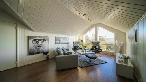 Alta Apartamento | Large and great loft in scenic surroundings