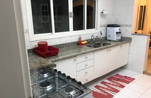 Jardim Acapulco Casa | CASA GRANDE Y MODERNA EN PARADISIAC COND JARDIN ACAPULCO
