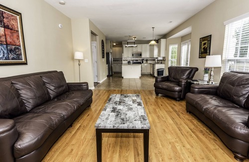 Harrisburg Casa | Large and Spacious Home with large backyard!*New* Near Nascar, TopGolf, Shopping