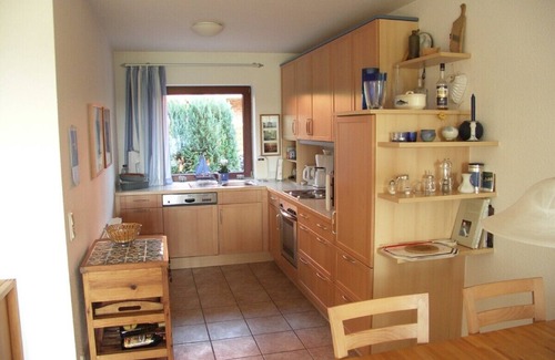 Polchow Apartamento | Amplio apartamento con terraza sur, jardín, ahora ver en el campo, cerca de la playa