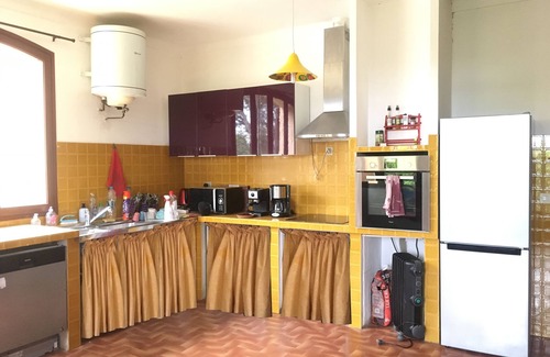 Castellare-di-Casinca Apartamento | Amplio apartamento, vistas al mar.