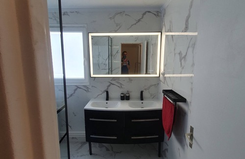 Epinay-sous-Senart Apartamento | Large apartment 30 min from Paris in a nice residence
