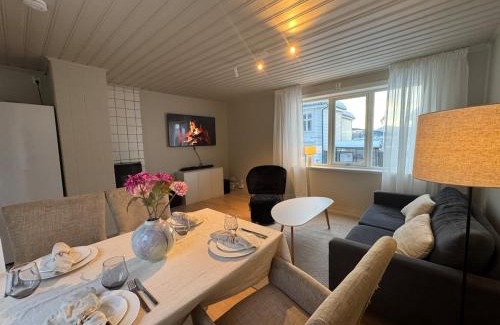 Bergenhus Apartamento | Large apartment 1 kilometer to Bryggen