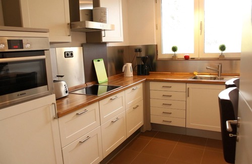 Niestetal Apartamento | Exclusivo apartamento tranquilo de la ciudad / cerca del centro de Kassel + documentación / Herkulesblick