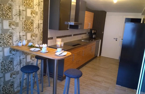Birresborn Apartamento | Amplio apartamento para 10 personas, con sauna, en el carril bici Kylltal
