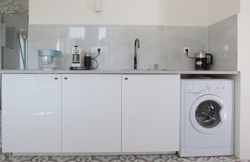 Chocerady Apartamento | Large apartment in a quiet country village with river views