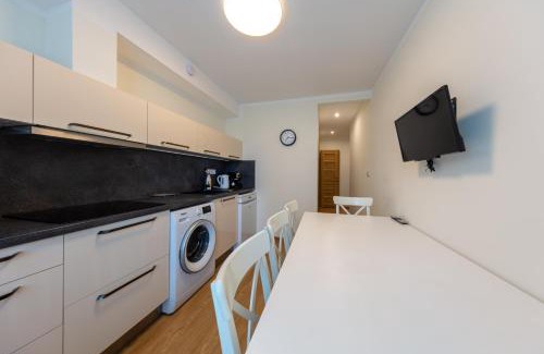Prosek Apartamento | Large apartment Prosek - Your second home!