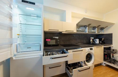 Prosek Apartamento | Large apartment Prosek - Your second home!