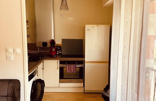 Saint-Pierre - Rene II - Bonsecours Apartamento | Large apartment T2 48 M2 - Place des Vosges & Sciences po area