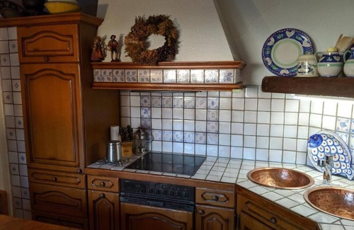 Landstuhl Condominio | Large apartment / TLA with 3 room-kitchen-bathroom, terrace and balcony (120m²)