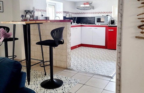 Trelissac Apartamento | Large Appartment 50 sq m with heated spa ✦ south-facing garden