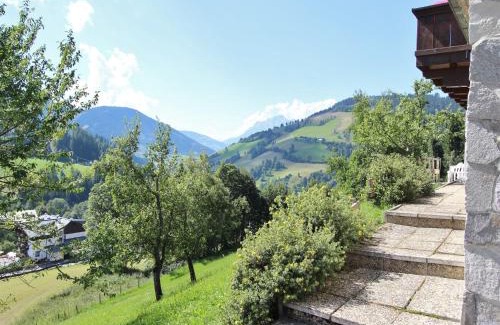 Maria Alm am Steinernen Meer Apartamento | Large Apartment in Maria Alm with Terrace