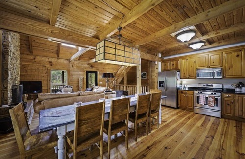 Mentone Cabina | Large authentic 3-story log cabin adjacent to lake. Up to 14 guests.
