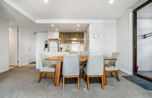 Barton Apartamento | Large Barton Courtyard Apartment near Parliament - Hosted by Canstay
