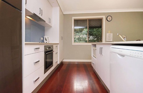 Amity Point Casa | Large beachside house in quiet bush surroundings