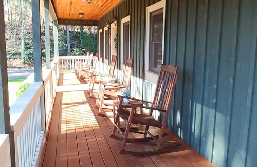Tiger Casa | Large Cabin in Tiger, GA - less than 10 from downtown Clayton