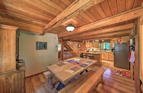 Sagle Cabina | Large Cabin w/ Fire Pit + Grill on 34 Acres!