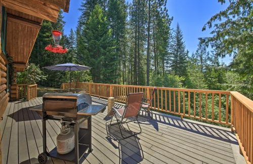 Sagle Casa | Large Cabin with Fire Pit and Grill on 34 Acres!