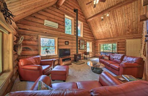 Sagle Casa | Large Cabin with Fire Pit and Grill on 34 Acres!