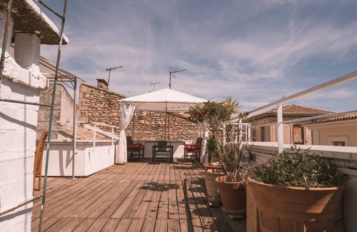 Faubourg Apartamento | Large charming apartment in the heart of Nîmes with spectacular rooftop, garage