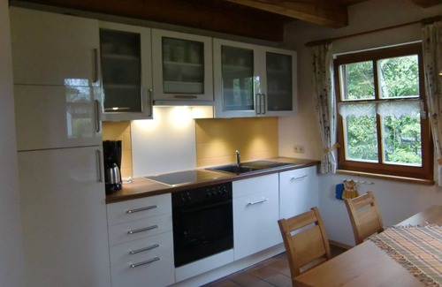 Kattersdorf Casa | Casa de vacaciones grande y cómoda, muy tranquila, en un gran terreno tipo parque
