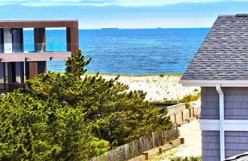 Loveladies Casa | Large Contemporary Ocean Block Home