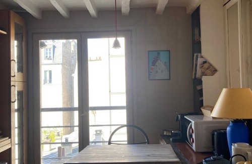 Belleville Apartamento | Large, cosy apartment with terrace