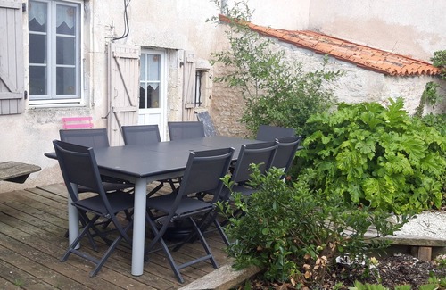 Marans Cabaña | Large country gîte for 18 people