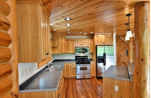 Clam Falls Cabina | Large cozy log cabin in Wisconsin, Close to miles of ATV/ UTV trails