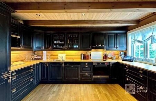 Ringsaker Casa | Large cozy log cabin with sauna and nice view