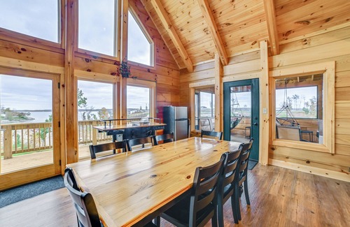 Gilbertsville Cabina | Large Deck & Shared Dock: Cabin on Kentucky Lake!