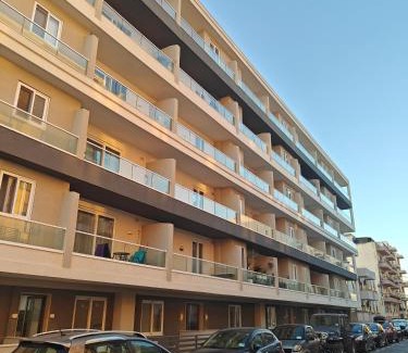 Qawra Apartamento | Large Deluxe Apartment