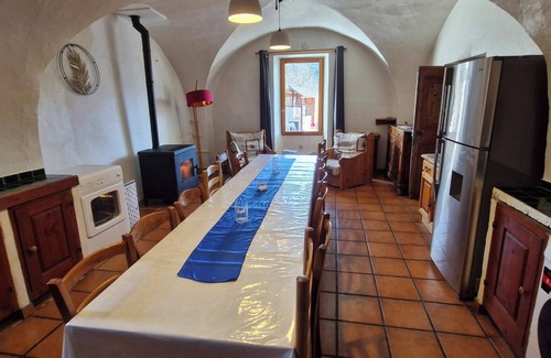 Faucon-de-Barcelonnette Casa | Large family home in the mountains with swimming pool