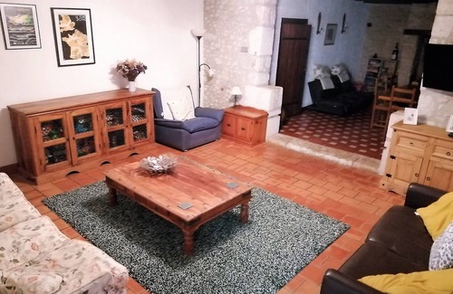Saint-Jean-de-Duras Otro | Casa de familia grande y amigable con mascotas con motivos sustanciales y piscina