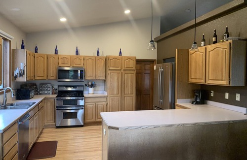 Rockrimmon Casa | Casa familiar grande ubicada en el centro para eventos de USAFA