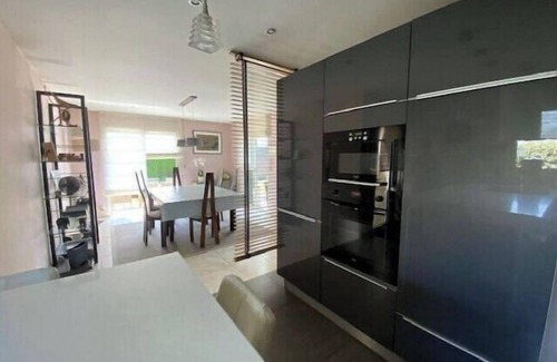 Ploemeur Casa | Large family home.