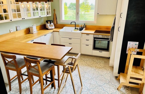 Viols-le-Fort Casa | Large family home with swimming pool and air conditioning, suitable for children.