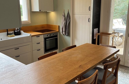 Viols-le-Fort Casa | Large family home with swimming pool and air conditioning, suitable for children.