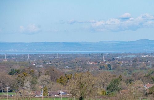 Rickford Casa | Large Family Home & Garden Nestled in the on the Mendip Hills.