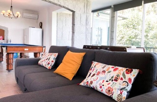 Felgueiras Casa | Large family home